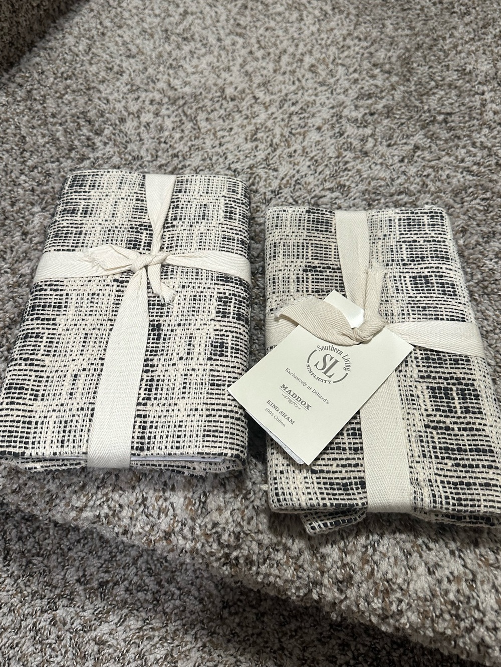 Southern Living Black and Cream Woven Decorative King Sham Pillow Covers (Set)
